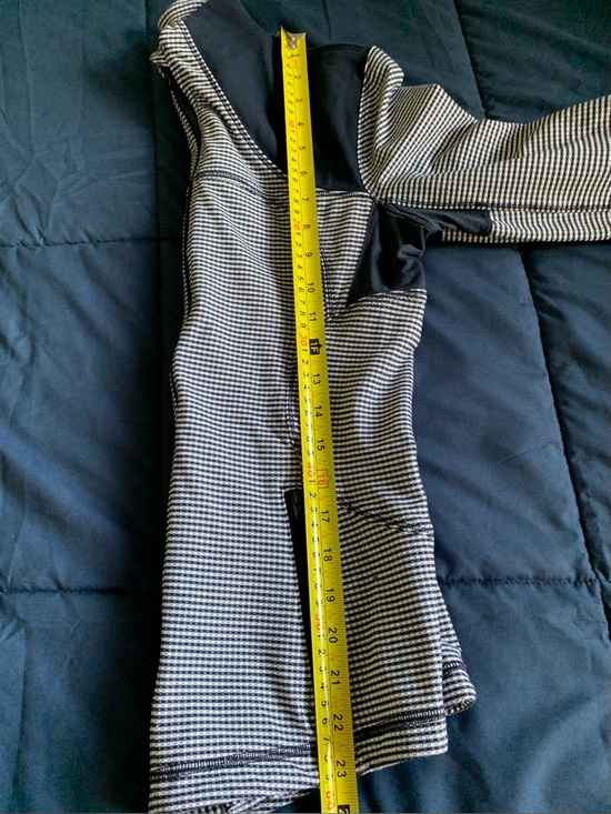 Lululemon Forme Jacket Size 6 - Picture 12 of 13